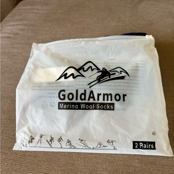 GoldArmor Merino Wool Socks 2pair Size M - Picture 3 of 5